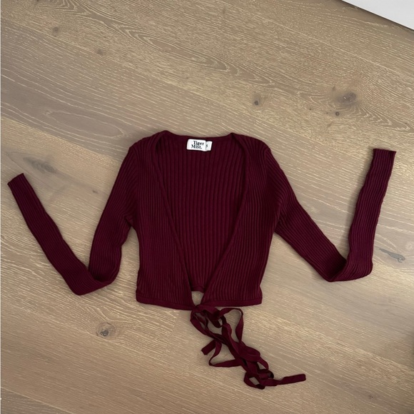 BOGO Tiger Mist Wrap Around Crop Top Sweater size S - Picture 2 of 6